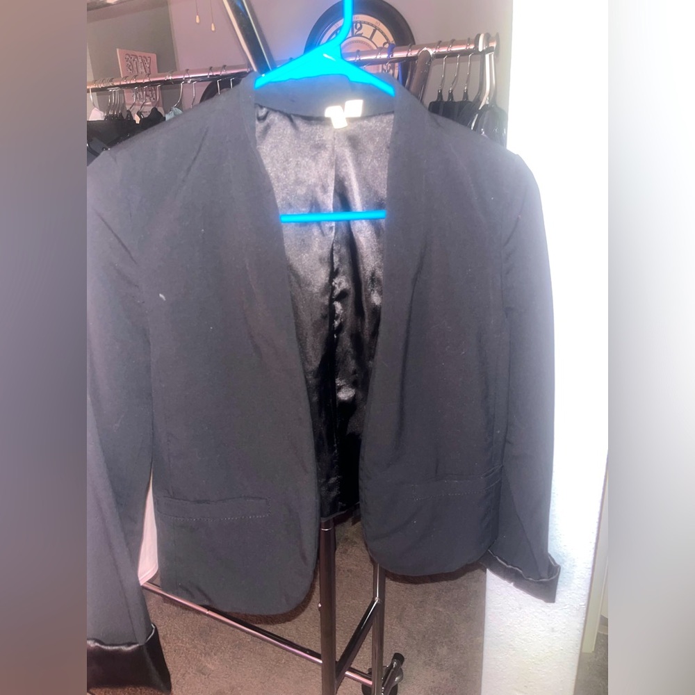 Women’s small suit jacket